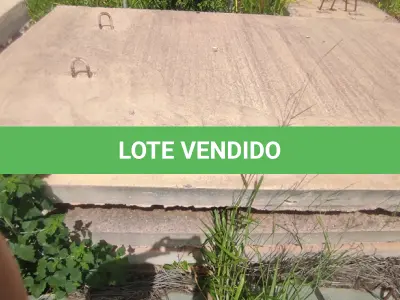 LOTE 080 - 01 LOTE COM 5 PLACAS DE CONCRETO PARA SAPATAS (NO ESTADO, NÃO SABEMOS SE FUNCIONA. LEILÃO NÃO TEM GARANTIA E NEM DEVOLUÇÃO).