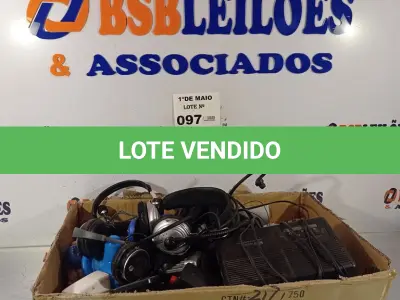 LOTE 097 - 01 LOTE COM ELETRÔNICOS DIVERSOS. (NO ESTADO, LEILÃO NÃO TEM GARANTIA E NEM DEVOLUÇÃO, SUJEITO A POSSÍVEIS AVARIAS VISÍVEIS/OCULTAS E/OU AUSÊNCIA DE COMPONENTES).