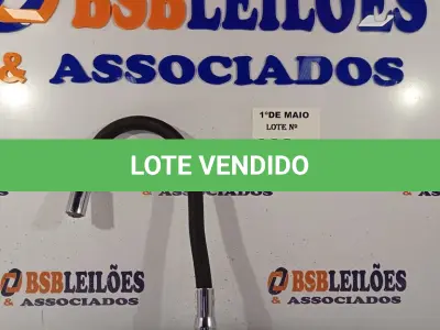 LOTE 038 - 01 TORNEIRA BICA MÓVEL. (NO ESTADO, LEILÃO NÃO TEM GARANTIA E NEM DEVOLUÇÃO, SUJEITO A POSSÍVEIS AVARIAS VISÍVEIS/OCULTAS E/OU AUSÊNCIA DE COMPONENTES).
