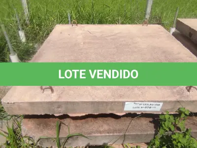 LOTE 078 - 01 LOTE COM 4 PLACAS DE CONCRETO PARA SAPATA (NO ESTADO, NÃO SABEMOS SE FUNCIONA. LEILÃO NÃO TEM GARANTIA E NEM DEVOLUÇÃO).
