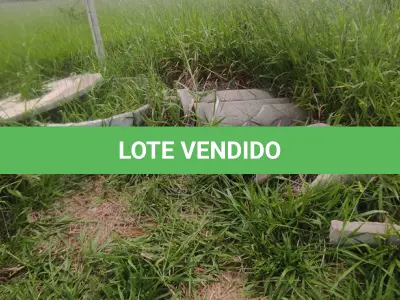 LOTE 088 - 01 LOTE COM MANILHAS DE CONCRETO , TAMPAS DE CONCRETO, E MANILHAS MEIA CALHA (NO ESTADO, NÃO SABEMOS SE FUNCIONA. LEILÃO NÃO TEM GARANTIA E NEM DEVOLUÇÃO).