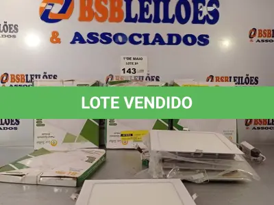 LOTE 143 - 01 LOTE COM VÁRIOS PAINÉIS DE LED DE EMBUTIR. (NO ESTADO, LEILÃO NÃO TEM GARANTIA E NEM DEVOLUÇÃO, SUJEITO A POSSÍVEIS AVARIAS VISÍVEIS/OCULTAS E/OU AUSÊNCIA DE COMPONENTES).