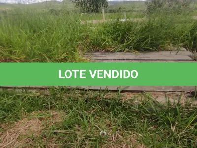 LOTE 086 - 11 POSTER DE CONCRETO PARA GALPÃO (NO ESTADO, NÃO SABEMOS SE FUNCIONA. LEILÃO NÃO TEM GARANTIA E NEM DEVOLUÇÃO). 
