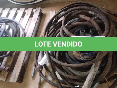 LOTE 029 - 01 LOTE COM MANGUEIRAS PARA MANGOTES VIBRATÓRIOS (NO ESTADO, NÃO SABEMOS SE FUNCIONA. LEILÃO NÃO TEM GARANTIA E NEM DEVOLUÇÃO).