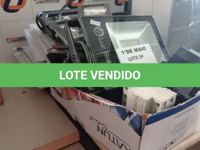 LOTE 453 - 01 LOTE COM VÁRIOS PAINÉIS, REFLETORES DE LED E DISJUNTORES MARCAS E MODELOS DIVERSOS. (NO ESTADO, LEILÃO NÃO TEM GARANTIA E NEM DEVOLUÇÃO, SUJEITO A POSSÍVEIS AVARIAS VISÍVEIS/OCULTAS E/OU AUSÊNCIA DE COMPONENTES).