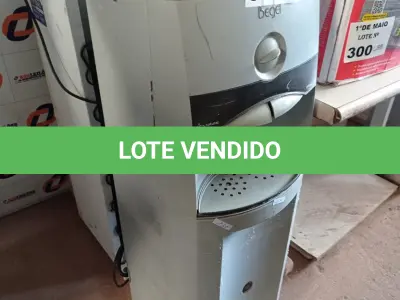 LOTE 302 - 01 BEBEDOURO PARA GARRAFÃO 220V. (NO ESTADO, LEILÃO NÃO TEM GARANTIA E NEM DEVOLUÇÃO, SUJEITO A POSSÍVEIS AVARIAS VISÍVEIS/OCULTAS E/OU AUSÊNCIA DE COMPONENTES).