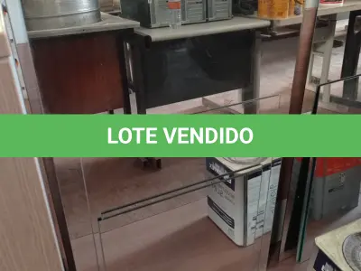 LOTE 247 - 04 ESPELHOS DE TAMANHOS DIVERSOS. (NO ESTADO, LEILÃO NÃO TEM GARANTIA E NEM DEVOLUÇÃO, SUJEITO A POSSÍVEIS AVARIAS VISÍVEIS/OCULTAS E/OU AUSÊNCIA DE COMPONENTES).