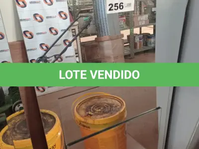 LOTE 256 - 04 ESPELHOS DE TAMANHOS DIVERSOS. (NO ESTADO, LEILÃO NÃO TEM GARANTIA E NEM DEVOLUÇÃO, SUJEITO A POSSÍVEIS AVARIAS VISÍVEIS/OCULTAS E/OU AUSÊNCIA DE COMPONENTES).
