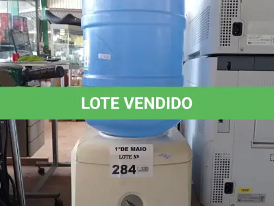 LOTE 284 - 01 BEBEDOURO PARA GARRAFÃO 220V. (NO ESTADO, LEILÃO NÃO TEM GARANTIA E NEM DEVOLUÇÃO, SUJEITO A POSSÍVEIS AVARIAS VISÍVEIS/OCULTAS E/OU AUSÊNCIA DE COMPONENTES).