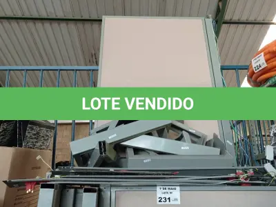 LOTE 231 - 01 LOTE COM VÁRIAS DIVISÓRIAS DE ESCRITÓRIO DESMONTADAS. (NO ESTADO, LEILÃO NÃO TEM GARANTIA E NEM DEVOLUÇÃO, SUJEITO A POSSÍVEIS AVARIAS VISÍVEIS/OCULTAS E/OU AUSÊNCIA DE COMPONENTES).