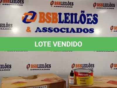 LOTE 326 - 12 LATAS DE ADESIVO PLÁSTICO 400G CINZA. (NO ESTADO, LEILÃO NÃO TEM GARANTIA E NEM DEVOLUÇÃO, SUJEITO A POSSÍVEIS AVARIAS VISÍVEIS/OCULTAS E/OU AUSÊNCIA DE COMPONENTES).