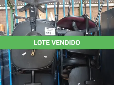 LOTE 385 - 01 LOTE COM VÁRIAS CADEIRAS DE ESCRITÓRIO MARCAS E MODELOS DIVERSOS. (NO ESTADO, LEILÃO NÃO TEM GARANTIA E NEM DEVOLUÇÃO, SUJEITO A POSSÍVEIS AVARIAS VISÍVEIS/OCULTAS E/OU AUSÊNCIA DE COMPONENTES).
