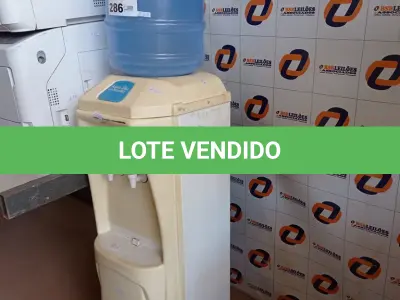 LOTE 286 - 01 BEBEDOURO PARA GARRAFÃO 220V. (NO ESTADO, LEILÃO NÃO TEM GARANTIA E NEM DEVOLUÇÃO, SUJEITO A POSSÍVEIS AVARIAS VISÍVEIS/OCULTAS E/OU AUSÊNCIA DE COMPONENTES).