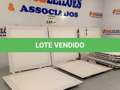 LOTE 225 - 01 LOTE COM VÁRIOS PAINÉIS DE LED. (NO ESTADO, LEILÃO NÃO TEM GARANTIA E NEM DEVOLUÇÃO, SUJEITO A POSSÍVEIS AVARIAS VISÍVEIS/OCULTAS E/OU AUSÊNCIA DE COMPONENTES).