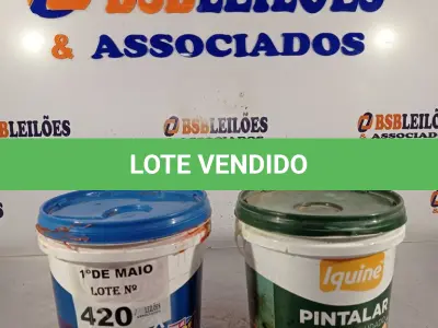 LOTE 420 - 02 BALDES DE TINTA IQUINE FOSCO AVELUDADO NAS CORES VERDE LIMÃO/GUARANÁ 3,6L. (NO ESTADO, LEILÃO NÃO TEM GARANTIA E NEM DEVOLUÇÃO, SUJEITO A POSSÍVEIS AVARIAS VISÍVEIS/OCULTAS E/OU AUSÊNCIA DE COMPONENTES).