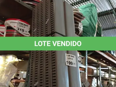 LOTE 199 - 01 LOTE COM VÁRIAS CANALETAS EM PVC. (NO ESTADO, LEILÃO NÃO TEM GARANTIA E NEM DEVOLUÇÃO, SUJEITO A POSSÍVEIS AVARIAS VISÍVEIS/OCULTAS E/OU AUSÊNCIA DE COMPONENTES).