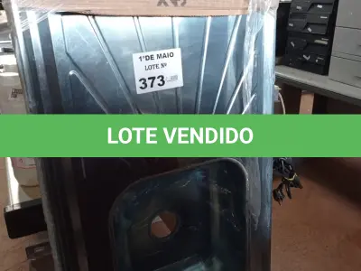 LOTE 373 - 01 PIA EM AÇO INOX CIMENTADO MEDINDO 1,80M X 0,53CM. (NO ESTADO, LEILÃO NÃO TEM GARANTIA E NEM DEVOLUÇÃO, SUJEITO A POSSÍVEIS AVARIAS VISÍVEIS/OCULTAS E/OU AUSÊNCIA DE COMPONENTES).