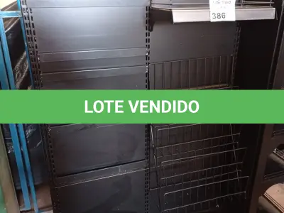 LOTE 386 - 01 EXPOSITOR DE MERCADORIAS EM METAL. (NO ESTADO, LEILÃO NÃO TEM GARANTIA E NEM DEVOLUÇÃO, SUJEITO A POSSÍVEIS AVARIAS VISÍVEIS/OCULTAS E/OU AUSÊNCIA DE COMPONENTES).