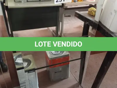 LOTE 251 - 04 ESPELHOS DE TAMANHOS DIVERSOS. (NO ESTADO, LEILÃO NÃO TEM GARANTIA E NEM DEVOLUÇÃO, SUJEITO A POSSÍVEIS AVARIAS VISÍVEIS/OCULTAS E/OU AUSÊNCIA DE COMPONENTES).
