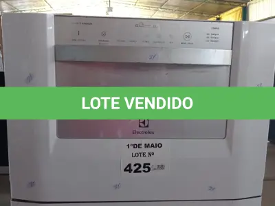 LOTE 425 - 01 LAVADORA DE LOUÇAS MARCA ELECTROLUX. (NO ESTADO, LEILÃO NÃO TEM GARANTIA E NEM DEVOLUÇÃO, SUJEITO A POSSÍVEIS AVARIAS VISÍVEIS/OCULTAS E/OU AUSÊNCIA DE COMPONENTES).