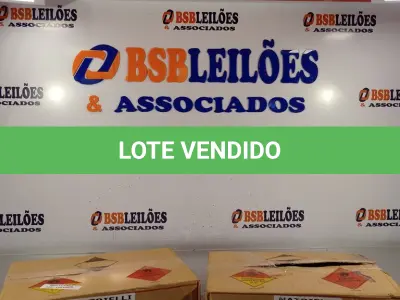 LOTE 212 - 12 LATAS DE ADESIVO PLÁSTICO 400G CINZA. (NO ESTADO, LEILÃO NÃO TEM GARANTIA E NEM DEVOLUÇÃO, SUJEITO A POSSÍVEIS AVARIAS VISÍVEIS/OCULTAS E/OU AUSÊNCIA DE COMPONENTES).