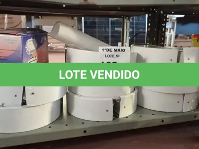 LOTE 165 - 01 LOTE COM VÁRIAS LUMINÁRIAS MARCAS E MODELOS DIVERSOS. (NO ESTADO, LEILÃO NÃO TEM GARANTIA E NEM DEVOLUÇÃO, SUJEITO A POSSÍVEIS AVARIAS VISÍVEIS/OCULTAS E/OU AUSÊNCIA DE COMPONENTES).