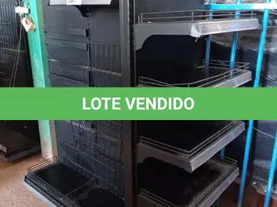 LOTE 386 - 01 EXPOSITOR DE MERCADORIAS EM METAL. (NO ESTADO, LEILÃO NÃO TEM GARANTIA E NEM DEVOLUÇÃO, SUJEITO A POSSÍVEIS AVARIAS VISÍVEIS/OCULTAS E/OU AUSÊNCIA DE COMPONENTES).