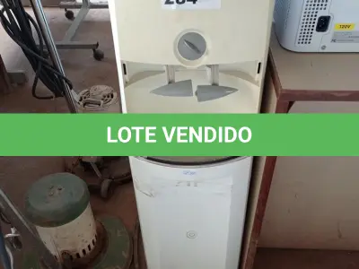 LOTE 284 - 01 BEBEDOURO PARA GARRAFÃO 220V. (NO ESTADO, LEILÃO NÃO TEM GARANTIA E NEM DEVOLUÇÃO, SUJEITO A POSSÍVEIS AVARIAS VISÍVEIS/OCULTAS E/OU AUSÊNCIA DE COMPONENTES).