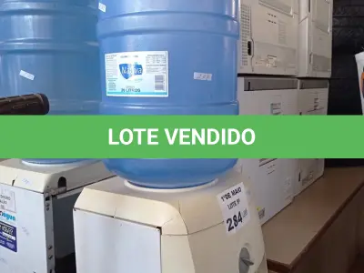 LOTE 284 - 01 BEBEDOURO PARA GARRAFÃO 220V. (NO ESTADO, LEILÃO NÃO TEM GARANTIA E NEM DEVOLUÇÃO, SUJEITO A POSSÍVEIS AVARIAS VISÍVEIS/OCULTAS E/OU AUSÊNCIA DE COMPONENTES).