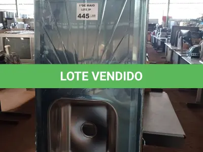 LOTE 445 - 01 PIA EM AÇO INOX CIMENTADA MEDINDO 1,50M X 0,53CM. (NO ESTADO, LEILÃO NÃO TEM GARANTIA E NEM DEVOLUÇÃO, SUJEITO A POSSÍVEIS AVARIAS VISÍVEIS/OCULTAS E/OU AUSÊNCIA DE COMPONENTES).