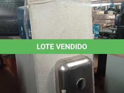 LOTE 315 - 01 PIA EM AÇO INOX CIMENTADA MEDINDO 1,50M X 0,53CM. (NO ESTADO, LEILÃO NÃO TEM GARANTIA E NEM DEVOLUÇÃO, SUJEITO A POSSÍVEIS AVARIAS VISÍVEIS/OCULTAS E/OU AUSÊNCIA DE COMPONENTES).