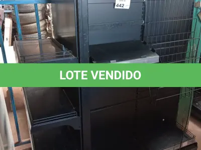 LOTE 442 - 01 EXPOSITOR DE MERCADORIAS EM METAL. (NO ESTADO, LEILÃO NÃO TEM GARANTIA E NEM DEVOLUÇÃO, SUJEITO A POSSÍVEIS AVARIAS VISÍVEIS/OCULTAS E/OU AUSÊNCIA DE COMPONENTES).