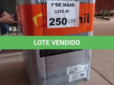 LOTE 250 - 01 LATA DE TEXTURATTO EFEITO BRILHO SUVINIL BASE 24KG. (NO ESTADO, LEILÃO NÃO TEM GARANTIA E NEM DEVOLUÇÃO, SUJEITO A POSSÍVEIS AVARIAS VISÍVEIS/OCULTAS E/OU AUSÊNCIA DE COMPONENTES).