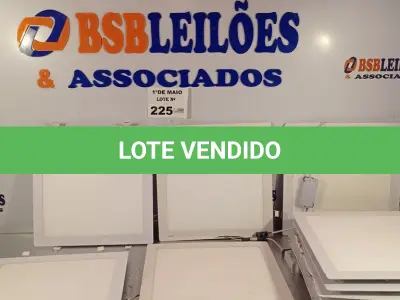 LOTE 225 - 01 LOTE COM VÁRIOS PAINÉIS DE LED. (NO ESTADO, LEILÃO NÃO TEM GARANTIA E NEM DEVOLUÇÃO, SUJEITO A POSSÍVEIS AVARIAS VISÍVEIS/OCULTAS E/OU AUSÊNCIA DE COMPONENTES).