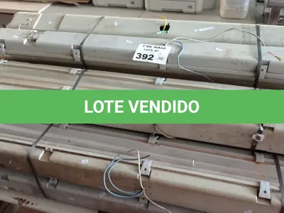 LOTE 392 - 01 LOTE COM VÁRIAS LUMINÁRIAS MARCAS E MODELOS DIVERSOS. (NO ESTADO, LEILÃO NÃO TEM GARANTIA E NEM DEVOLUÇÃO, SUJEITO A POSSÍVEIS AVARIAS VISÍVEIS/OCULTAS E/OU AUSÊNCIA DE COMPONENTES).