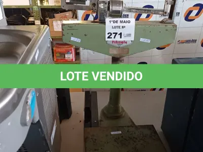 LOTE 271 - 01 BALANÇA ANTIGA MARCA FILIZOLA. (NO ESTADO, LEILÃO NÃO TEM GARANTIA E NEM DEVOLUÇÃO, SUJEITO A POSSÍVEIS AVARIAS VISÍVEIS/OCULTAS E/OU AUSÊNCIA DE COMPONENTES).