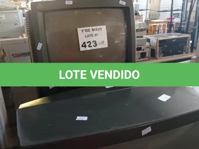 LOTE 423 - 03 TV’S DE TUBO MARCAS E MODELOS DIVERSOS. (NO ESTADO, LEILÃO NÃO TEM GARANTIA E NEM DEVOLUÇÃO, SUJEITO A POSSÍVEIS AVARIAS VISÍVEIS/OCULTAS E/OU AUSÊNCIA DE COMPONENTES).