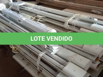 LOTE 390 - 01 LOTE COM VÁRIAS LUMINÁRIAS MARCAS E MODELOS DIVERSOS. (NO ESTADO, LEILÃO NÃO TEM GARANTIA E NEM DEVOLUÇÃO, SUJEITO A POSSÍVEIS AVARIAS VISÍVEIS/OCULTAS E/OU AUSÊNCIA DE COMPONENTES).