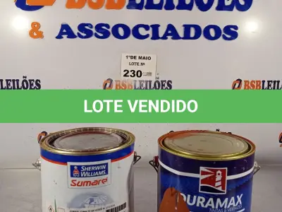 LOTE 230 - 02 GALÕES DE ESMALTE SINTÉTICO NAS CORES VERMELHO OXIDO/VERDE MARCAS DIVERSAS. (NO ESTADO, LEILÃO NÃO TEM GARANTIA E NEM DEVOLUÇÃO, SUJEITO A POSSÍVEIS AVARIAS VISÍVEIS/OCULTAS E/OU AUSÊNCIA DE COMPONENTES).