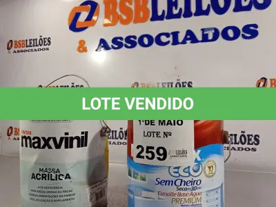 LOTE 259 - 01 GALÃO DE MASSA ACRÍLICA 6KG E 01 GALÃO DE ESMALTE A BASE D’AGUA MADEIRA E METAIS BASE ALTO BRILHO 3,2L. (NO ESTADO, LEILÃO NÃO TEM GARANTIA E NEM DEVOLUÇÃO, SUJEITO A POSSÍVEIS AVARIAS VISÍVEIS/OCULTAS E/OU AUSÊNCIA DE COMPONENTES).
