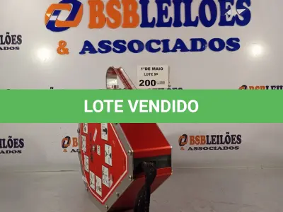 LOTE 200 - 01 TRAVA QUEDAS AUTO RETRÁTIL. (NO ESTADO, LEILÃO NÃO TEM GARANTIA E NEM DEVOLUÇÃO, SUJEITO A POSSÍVEIS AVARIAS VISÍVEIS/OCULTAS E/OU AUSÊNCIA DE COMPONENTES).