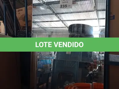 LOTE 235 - 04 ESPELHOS DE TAMANHOS DIVERSOS. (NO ESTADO, LEILÃO NÃO TEM GARANTIA E NEM DEVOLUÇÃO, SUJEITO A POSSÍVEIS AVARIAS VISÍVEIS/OCULTAS E/OU AUSÊNCIA DE COMPONENTES).