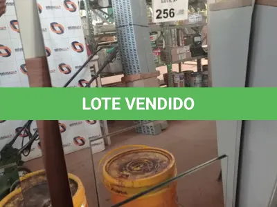 LOTE 256 - 04 ESPELHOS DE TAMANHOS DIVERSOS. (NO ESTADO, LEILÃO NÃO TEM GARANTIA E NEM DEVOLUÇÃO, SUJEITO A POSSÍVEIS AVARIAS VISÍVEIS/OCULTAS E/OU AUSÊNCIA DE COMPONENTES).