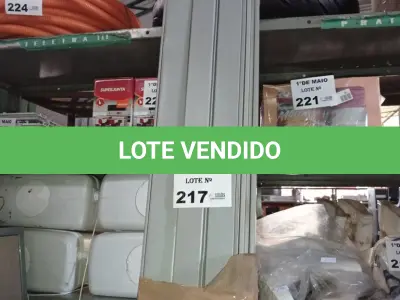 LOTE 217 - 01 LOTE COM VÁRIAS CANALETAS EM PVC. (NO ESTADO, LEILÃO NÃO TEM GARANTIA E NEM DEVOLUÇÃO, SUJEITO A POSSÍVEIS AVARIAS VISÍVEIS/OCULTAS E/OU AUSÊNCIA DE COMPONENTES).