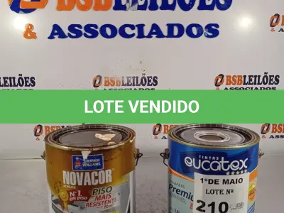LOTE 210 - 01 GALÃO DE TINTA PARA PISO NOVACOR E 01 GALÃO DE ESMALTE SINTÉTICO MADEIRA E METAIS EUCATEX NA COR BRILHANTE AZUL DEL REI 3,6L. (NO ESTADO, LEILÃO NÃO TEM GARANTIA E NEM DEVOLUÇÃO, SUJEITO A POSSÍVEIS AVARIAS VISÍVEIS/OCULTAS E/OU AUSÊNCIA DE COMPONENTES).