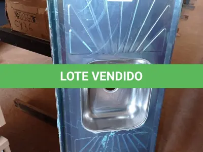 LOTE 397 - 01 PIA EM AÇO INOX CIMENTADO MEDINDO 1,80M X 0,53CM. (NO ESTADO, LEILÃO NÃO TEM GARANTIA E NEM DEVOLUÇÃO, SUJEITO A POSSÍVEIS AVARIAS VISÍVEIS/OCULTAS E/OU AUSÊNCIA DE COMPONENTES).