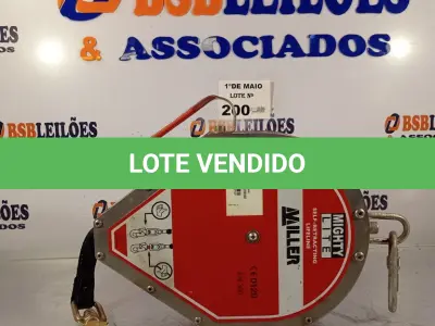 LOTE 200 - 01 TRAVA QUEDAS AUTO RETRÁTIL. (NO ESTADO, LEILÃO NÃO TEM GARANTIA E NEM DEVOLUÇÃO, SUJEITO A POSSÍVEIS AVARIAS VISÍVEIS/OCULTAS E/OU AUSÊNCIA DE COMPONENTES).