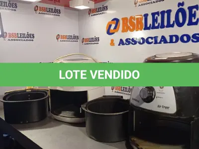 LOTE 422 - 02 AIR FRY MARCAS E MODELOS DIVERSOS PARA RETIRADA DE PEÇAS. (NO ESTADO, LEILÃO NÃO TEM GARANTIA E NEM DEVOLUÇÃO, SUJEITO A POSSÍVEIS AVARIAS VISÍVEIS/OCULTAS E/OU AUSÊNCIA DE COMPONENTES).