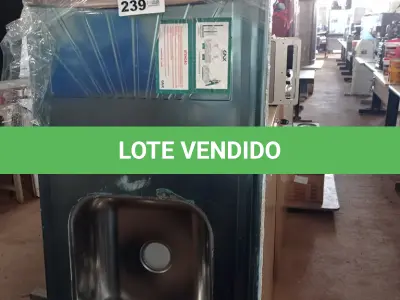 LOTE 239 - 01 PIA EM AÇO INOX CIMENTADA MEDINDO 1,40M X 0,53CM. (NO ESTADO, LEILÃO NÃO TEM GARANTIA E NEM DEVOLUÇÃO, SUJEITO A POSSÍVEIS AVARIAS VISÍVEIS/OCULTAS E/OU AUSÊNCIA DE COMPONENTES).