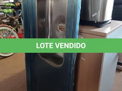 LOTE 262 - 01 PIA EM AÇO INOX CIMENTADA MEDINDO 2,00M X 0,53CM. (NO ESTADO, LEILÃO NÃO TEM GARANTIA E NEM DEVOLUÇÃO, SUJEITO A POSSÍVEIS AVARIAS VISÍVEIS/OCULTAS E/OU AUSÊNCIA DE COMPONENTES).